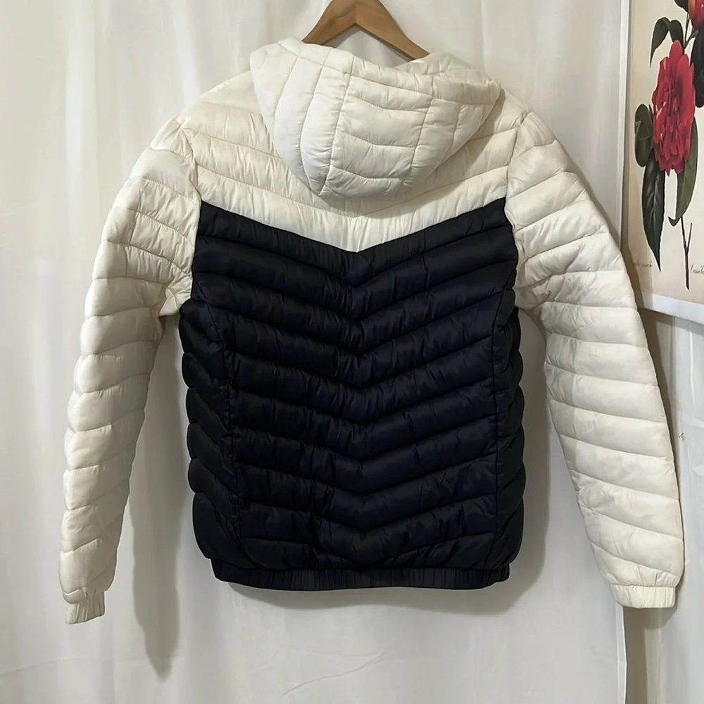 United Colors of Benetton Navy and White Puffer